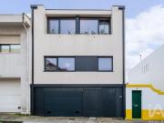 Casa / Villa T7 em Paranhos de 314,00 m²