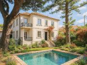 Casa / Villa T8 em Cascais e Estoril de 447,00 m²