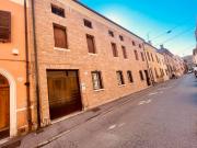 Casa / Villa / Villetta in vendita a Ferrara, Centro storico