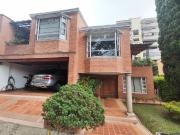 Casa Vivienda en arriendo Las lomas, Medellín