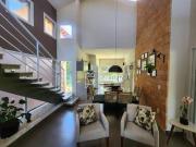 Casa vom vista para o lago!por R$ 2.300.000 Condomínio...