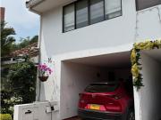 CASA EN VENTA ESQUINERA EN CONDOMINIO EL INGENIO CON...