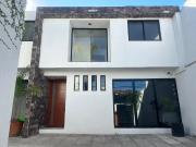 Casa y 2 estudios independientes en Santa Cruz Buenavista