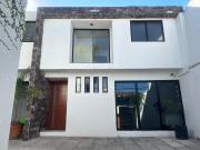 Casa y 2 estudios independientes en Santa Cruz Buenavista