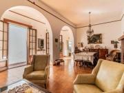 Casa y departamento en lote propio en venta con depósito...