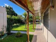 Casa y Dpto en venta en Doyle con amplio lote