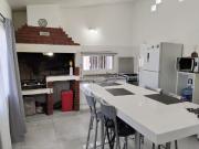 CASA Y GALPON Bº PUEYRREDON ESQUINA