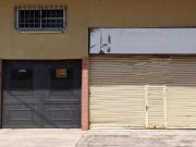 Casa y local en venta 1 Dormitorio 2 Baños 330Mts2...