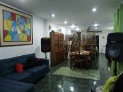 Casa y Local en Venta 414 M2 4 plantas Quinta Crespo...