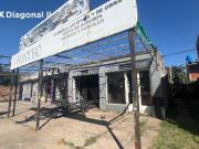 CASA Y LOCALES EN VENTA EN ROMERO