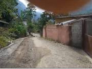 Casa y terreno en Sarayunga Provincia del Azuay