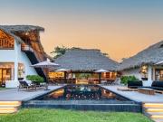 Casa Zee – Villa de lujo frente a la playa | Puerto...