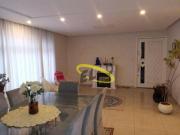 Casa ZN com 4 suítes amplas e piscina, em Bairro nobre...