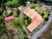 Casaa 3 quarto, Oliveira de Azemeis Aveiro 3720 005...