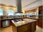 CASA+ANEXO LA FLORIDA