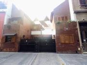 CASA/DUPLEX 4 AMBIENTES CON PATIO Y COCHERA EN BARRACAS...