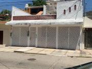 Casa/Edificio con 3 Deptos. en Venta, para Renta, ideal... Casa/Edificio con 3 Deptos. en Venta, para Renta, ideal...