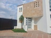 Casaen Venta Fracc Bosques del Prado Oriante Cerca Cotsco