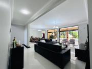CASA/LAGO NORTE/QI 14/ 5 VAGAS/4 SUÍTES/ LAZER COMPLETO/...