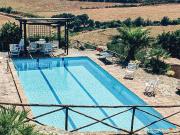 Casale con piscina a Castiglione della Pescaia, Toscana...
