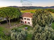 Casale in affitto a Capalbio strada dell'Abbadia,...