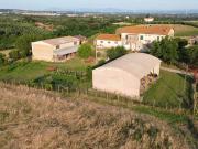 Casale in vendita a Canino in Da rivedere composto da 8vani Casale in vendita a Canino in Da rivedere composto da 8vani