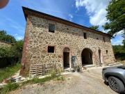 Casale in vendita a Castelnuovo Berardenga 340 mq Rif:...