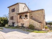 Casale in vendita a Castiglione Del Lago