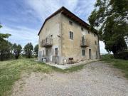 Casale in vendita a Castiglione del Lago