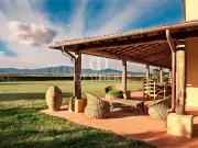 CASALE in VENDITA a GROSSETO SQUADRE BASSE di 15 vani