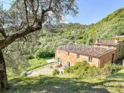 Casale in vendita a Lucca via Torre, snc, Mutigliano Torre