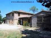 Casale in vendita a Pesaro