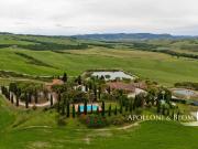 Casale in vendita a San Quirico d'Orcia