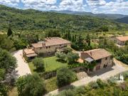 Casale in vendita a Seggiano