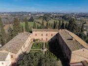 Casale in vendita a Siena