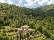 Casale in vendita a Talla via Guido Monaco