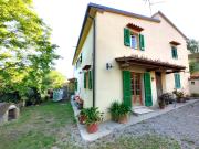 Casale in vendita a Usigliano Casciana Terme Lari in...