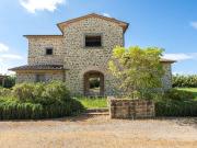 Casale La Foresteria con giardino e piscina, Cortona,...