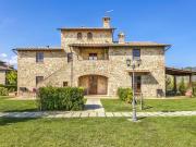 Casale La Leopoldina con piscina, Cortona, Arezzo...