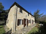 Casale ristrutturato con piscina e dependance 223m²...