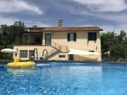 Casale vicino a Torre San Patrizio 240m² Torre San Patrizio