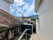Casa/Ponto Comercial na Zona Leste