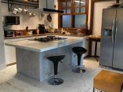 Casa/Pousada a venda, 8 quartos, piscina, 450 m² em...