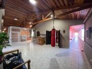 Casa/Prédio comercial para alugar, 580m², 3 suítes, 10...