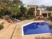 Casaquinta con piscina, 6500 M2 en 1399 mill en La Mesa CUND