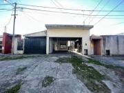 Casas a reciclar con gran potencial, terreno de 8.8 x 40...