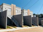 Casas à venda em Terra Preta com 2 dormitórios...