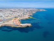 ¡Casas chulísimas en la mejor zona al lado de la playa!