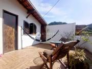 Casas com 3 Quartos e 2 banheiros à Venda em Colônia...