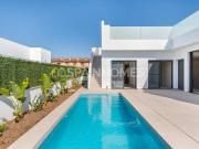 Casas Contemporáneas Cerca de la Playa en Los Alcázares